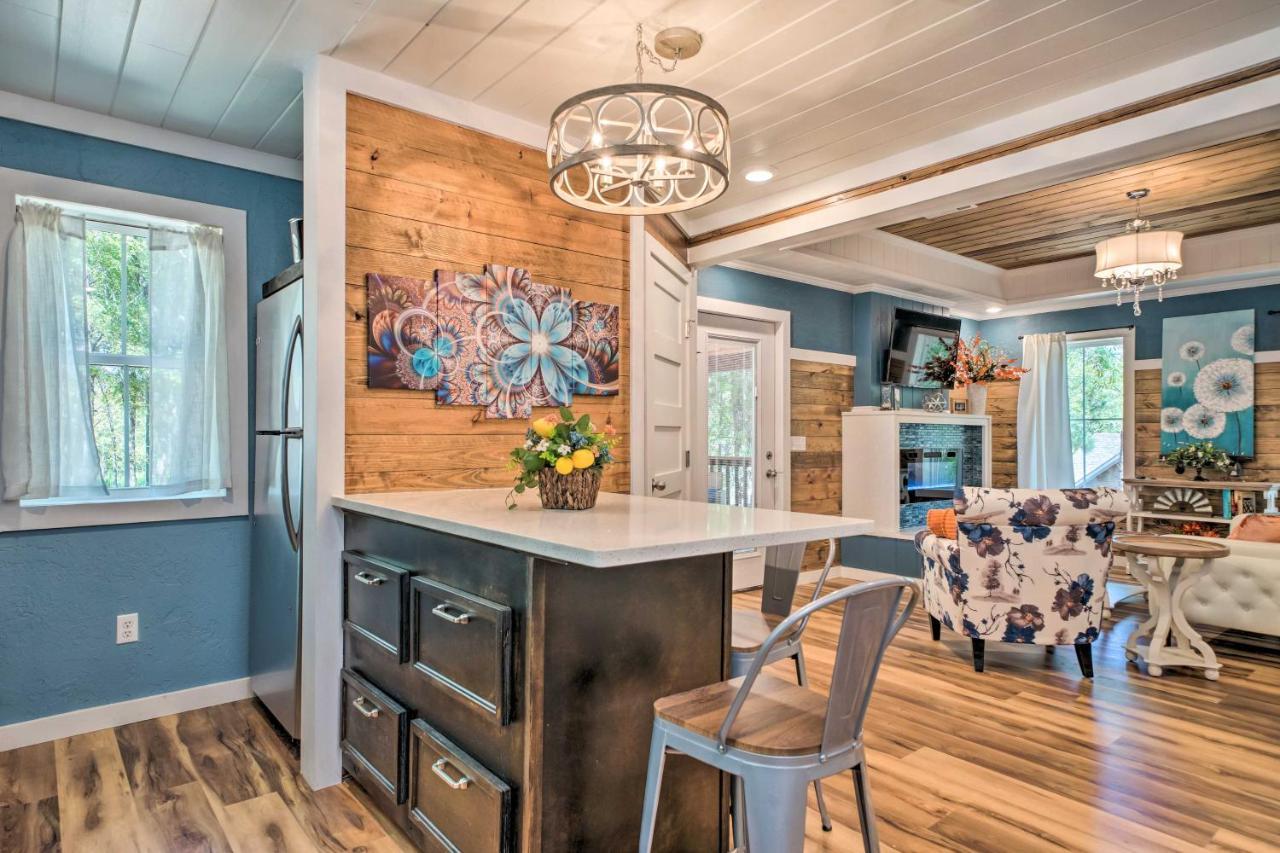 Modern Broken Bow Cabin, Near Lake And Wineries Exterior photo